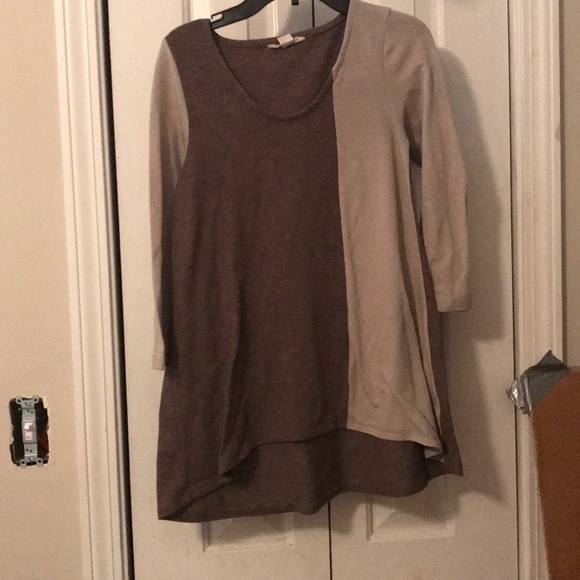 SUPER adorable 2 color top - Picture 1 of 2